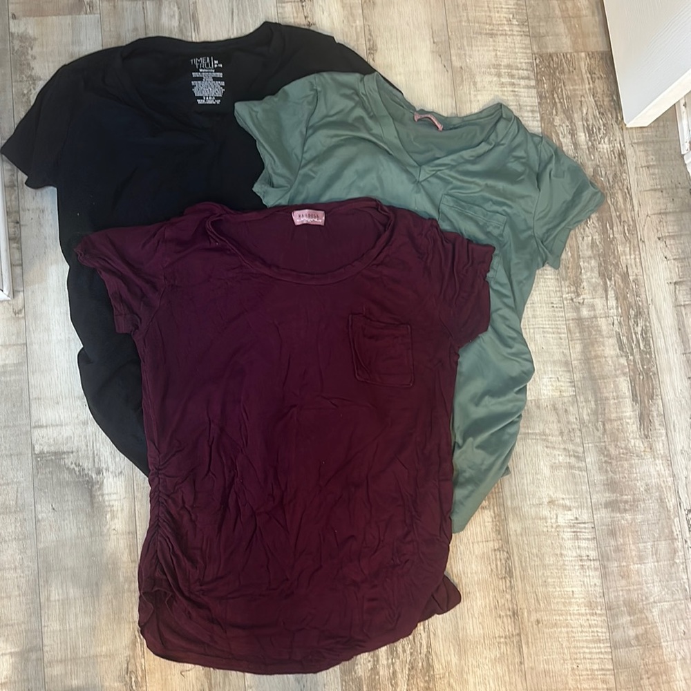 Bundle of 3 maternity tops